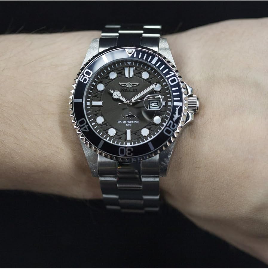 Amazon.com: Invicta Men's Pro Diver Quartz Watch, Silver, 30018